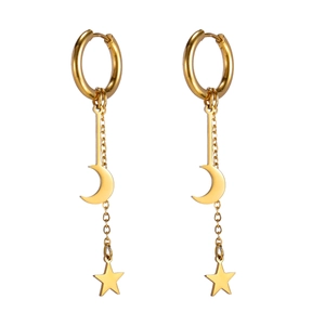 Boucles d'oreilles créoles dorées en acier titane avec breloques lune et étoile