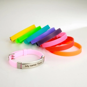 Custom adjustable silicone ID bracelet with stainless steel nameplate for kids