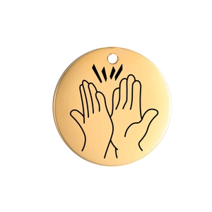 Polierter goldener Edelstahl-Anhänger mit eingraviertem High-Five-Handgesten-Motiv