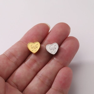 Polished stainless steel heart-shaped Wife charms in gold and silver finish for jewelry DIY