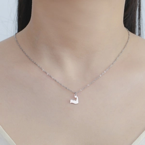 Collana con ciondolo braccio muscoloso lucido per amanti del fitness su catena