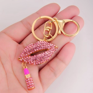 Porte-clés lèvres et rouge à lèvres en strass rose avec fermoir doré pour sacs à main