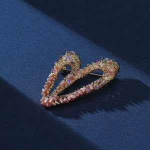 Broche Coeur Épingle Alliage Cuivre Strass Zircon Coloré Creux Multicouche Bijoux Élégants Pour Femmes Costume Pull