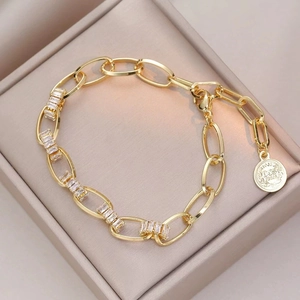 Women Fashion Copper Bracelet With Cubic Zirconia Round Coin Pendant Geometric Link Chain Retro Style Jewelry Elegant