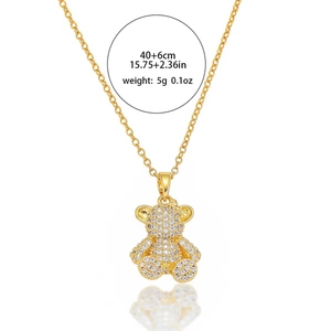 Collier doré avec pendentif ours en zircon, longueur 40+6cm et poids 5g