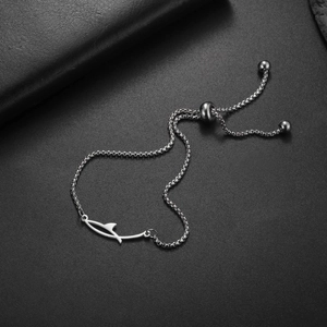 Polished stainless steel shark pendant bracelet with adjustable box chain closure