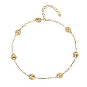 Close-up of 18k gold plated stainless steel necklace featuring hollow oval link detail