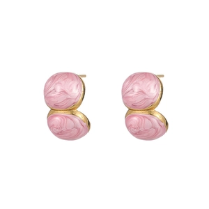 Fashionable gold plated stainless steel C-shaped earrings with pink marble enamel inlay