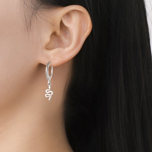 Boucles d'oreilles créoles en acier inoxydable argenté avec pendentifs serpent