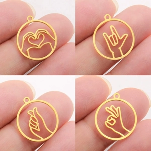 18K Gold Plated Stainless Steel Round Hollow Gesture Pendant Heart OK I Love You Gesture DIY Jewelry Charms For Women