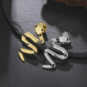 Punk 304 Stainless Steel Snake Brooch For Men Women Curved Animal Lapel Pin Gold Silver Enamel Fashion Jewelry Accessories