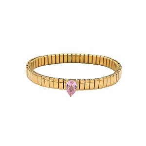 Vista macro dettagliata di un bracciale in titanio dorato con una pietra rosa a goccia