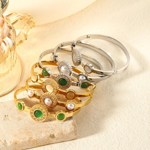 Vintage Round Stainless Steel Bangle 18K Gold Plated Cat Eye Stone Zirconia Rhinestone Hinge Bracelet For Women Jewelry
