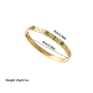 Bracciale in acciaio dorato con malachite verde e zirconi a forma di stella