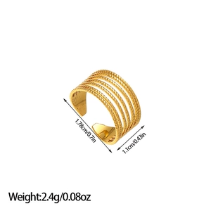 Macro detail of 18K gold plated hollow star ring showing dimensions and twisted rope texture