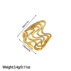 Detailed view of wide 18k gold-plated snake pattern ring with size and weight specs