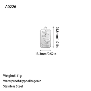 Macro view of Tarot Star silver rectangle pendant with dimensions 25.8mm by 13.3mm