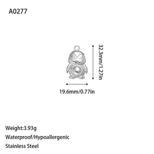 Pendentif pingouin en acier inoxydable poli avec dimensions détaillées 32,3x19,6mm