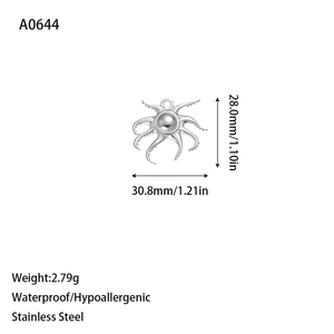 Détail du pendentif pieuvre montrant les dimensions et l'acier inoxydable imperméable