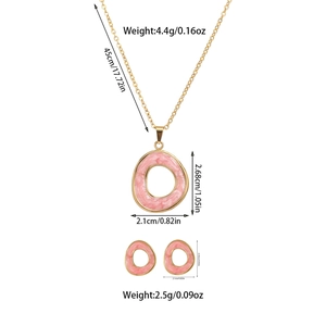 Detailed view of titanium jewelry set showing necklace and earring dimensions and weight