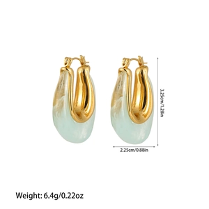 U-shaped gold and translucent green resin earrings with detailed size measurements