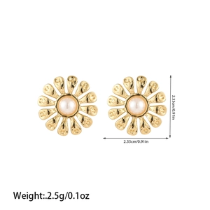 Detailed view of 2.33cm golden sunflower earrings with central white pearl and textured petals