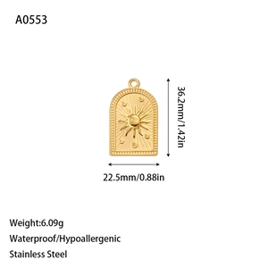 Waterproof gold sun pendant in arch shape made of hypoallergenic stainless steel