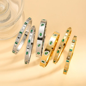 Vintage Luxury Titanium Steel Bangle For Women With Green Zirconia Emerald Rhinestone Gold Silver Plated Hinge Bracelet Jewelry