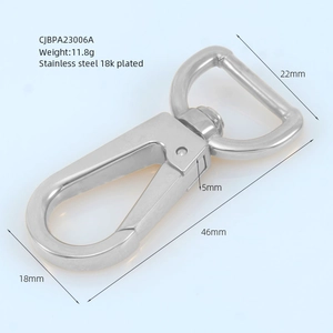 Technical drawing of 18k gold plated stainless steel lobster clasp with size measurements