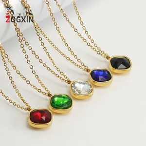 Collares de acero inoxidable dorado con colgantes de oso en piedras cuadradas de cinco colores