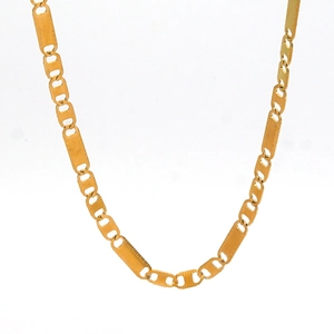 Collana in acciaio inossidabile placcato oro 18K con maglie rettangolari testurizzate