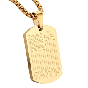 Collana con piastrina militare dorata, bandiera USA, croce e incisione Faith in acciaio
