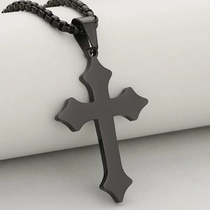 Minimalistisches Kreuz-Halskette aus schwarzem Edelstahl mit eleganter venezianischer Kette