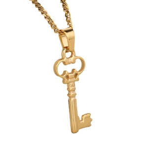 Collana con pendente a chiave vintage dorata e catena a maglie grosse in stile retrò