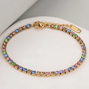 Buntes 3mm Zirkonia Tennisarmband aus vergoldetem Edelstahl mit praktischem Karabiner