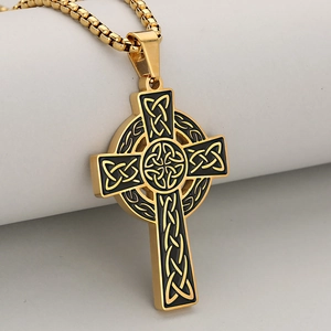 Collier Pendentif Croix Celtique en Acier Inoxydable Vintage pour Hommes Nœud Viking Or Argent Noir Croix Irlandaise Bijoux Cadeau