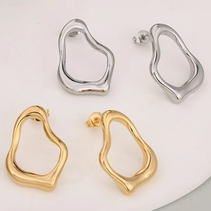 Unregelmäßige organische hohle Ohrstecker aus Gold und Silber Edelstahl-Finish