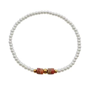 Bracelet en perles d'eau douce naturelles et pierres colorées avec acier inoxydable