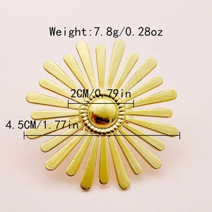 Especificaciones de tamaño de anillo vintage chapado en oro con diseño floral