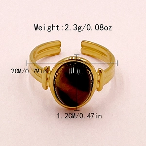 Detailweergave van ovale edelsteen ring met afmetingen en gewichtspecificaties