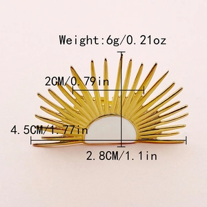 Especificaciones de tamaño y peso de 6g para el anillo de metal dorado con forma floral