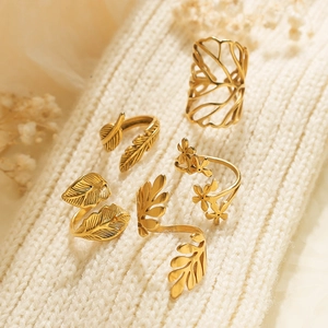 Vintage gouden roestvrijstalen ringen set met bladeren en bloemen voor dames op breiwerk