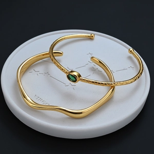 Women Gold Plated Copper Green Zirconia Open Bangle Vintage Rhombus Wave Adjustable Cuff Bracelet Luxury Jewelry Accessories