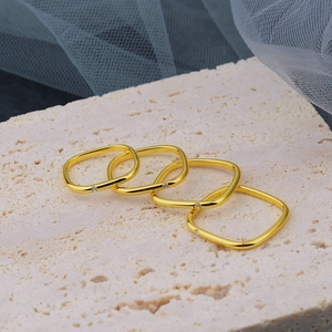 Moderne Minimalistische Geometrische Quadratische Ring Damen Vergoldetes Kupfer Einzelne Zirkonia Inlay INS Stil Mode Schmuck