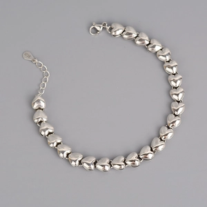 Minimalistisches S925 Sterlingsilber Herzarmband mit verstellbarem Karabinerverschluss