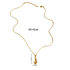 Detailweergave van saxofoon hanger ketting met 45 plus 5cm kettinglengte afmetingen