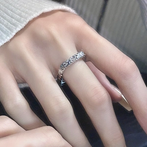 Silver textured dragon scale open ring for men and women with shimmering relief pattern