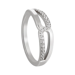 Moderner Criss-Cross Ring aus Sterlingsilber mit Mikro-Diamanten für Damen auf weißem Grund