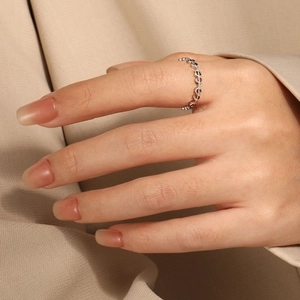 Bague ajourée signe dollar minimaliste en acier inoxydable argenté pour femme, bijou