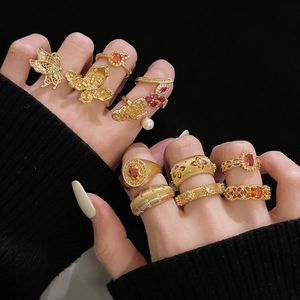 Vintage Vergulde Koperen Ring Voor Vrouwen Zirkonia Kunstparel Ingelegde Verstelbare Open Vingerring Elegante Vlinder Bloemen Sieraden Cadeau